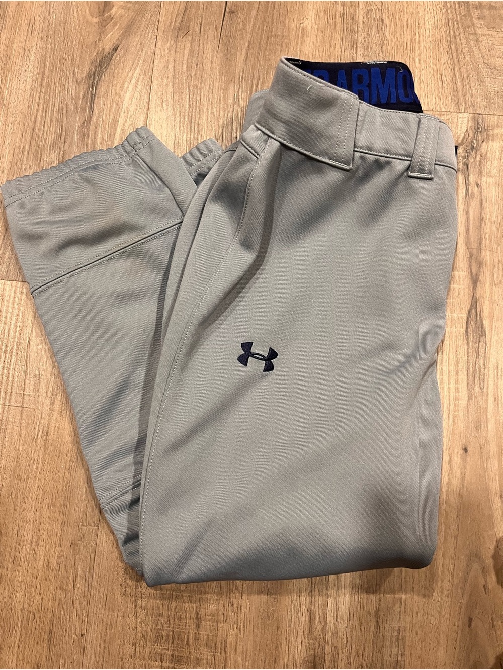 Under Armour softball pants with Navy Logo